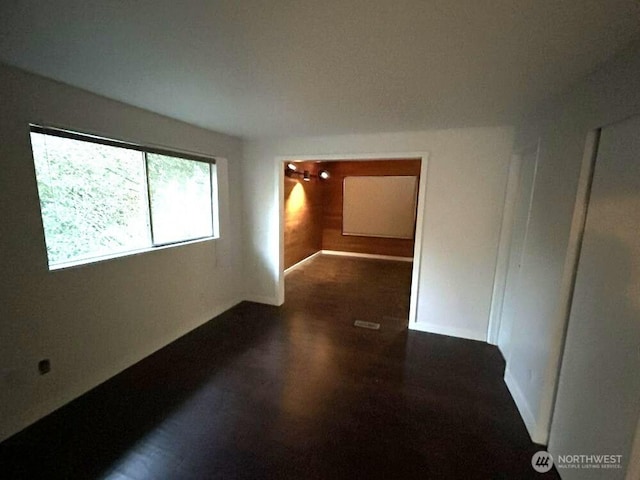 21405 124th Ave SE, Kent, WA 98031 - empty room featuring baseboards