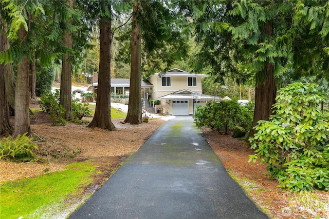 view of front of house featuring a garage