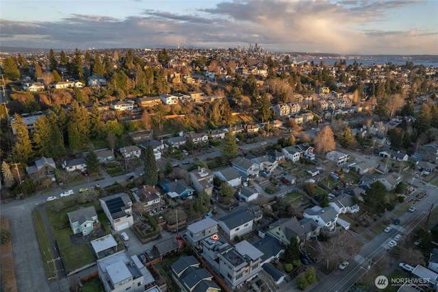 view of aerial view at dusk