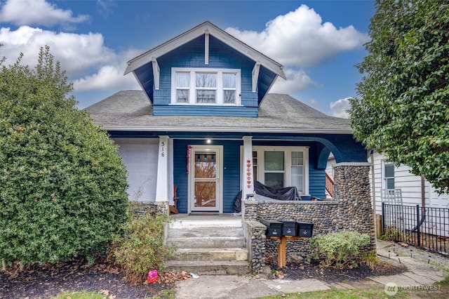 bungalow-style house with covered porch