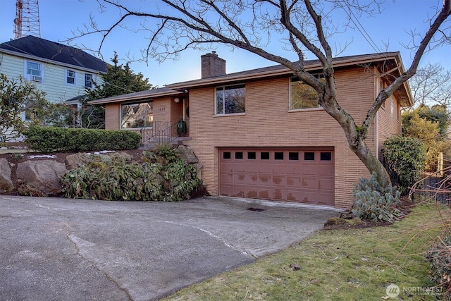 view of front of home featuring a garage