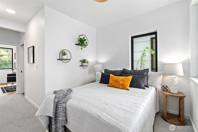 bedroom featuring carpet floors