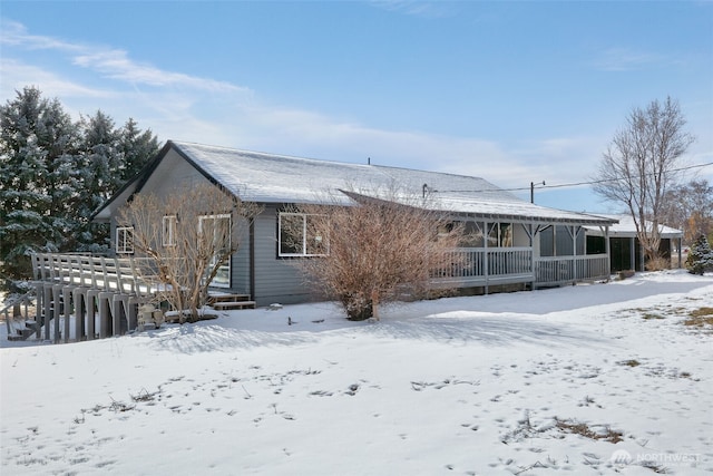 view of front of house with covered porch