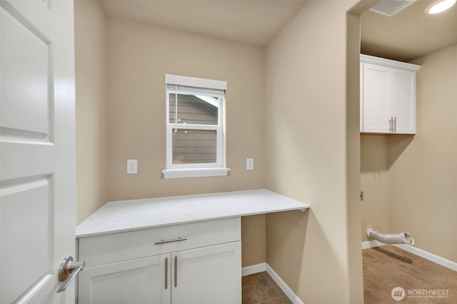 washroom featuring light tile patterned floors