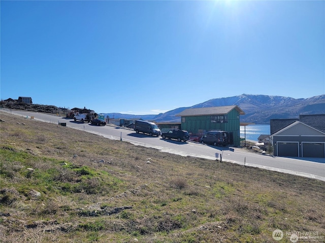 Listing photo 3 for 255 Apple Ave, Chelan WA 98816