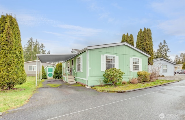 view of manufactured / mobile home