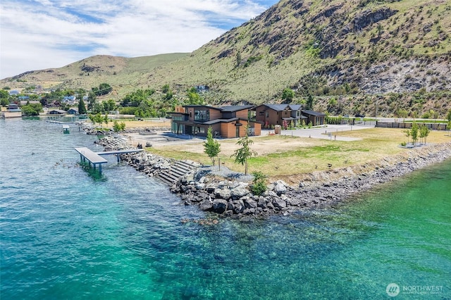102 Trout Ln, Chelan, WA 98816