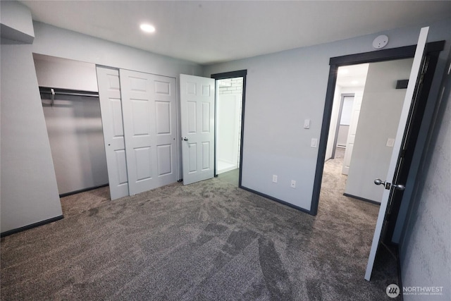 unfurnished bedroom featuring recessed lighting, a closet, carpet flooring, and baseboards