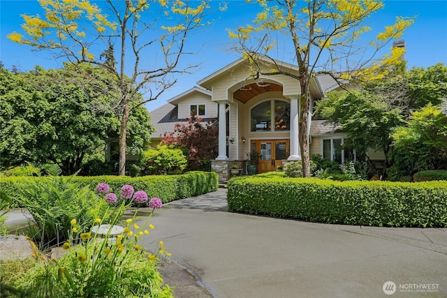 view of front of property