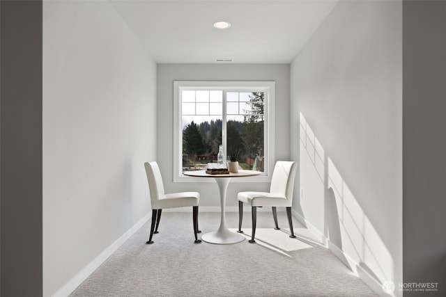 dining room with carpet, visible vents, baseboards, and recessed lighting