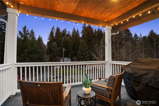 view of deck at dusk