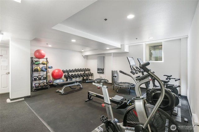 workout area with recessed lighting