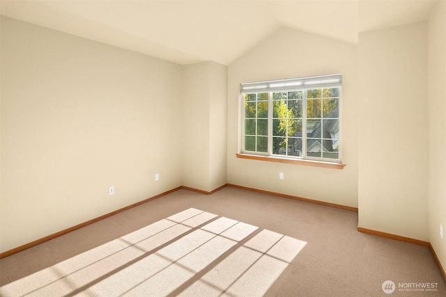 211 Broadway St, Cle Elum, WA 98922 - unfurnished room with light carpet and lofted ceiling