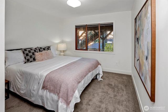 bedroom featuring carpet floors