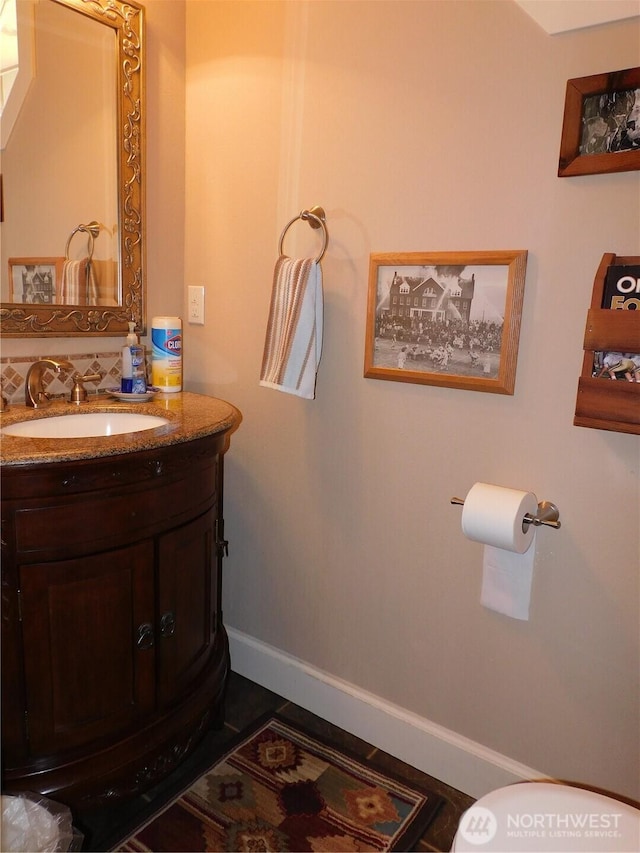 2611 Sea Crest Ave N, Long Beach, WA 98631 - half bathroom with vanity and toilet