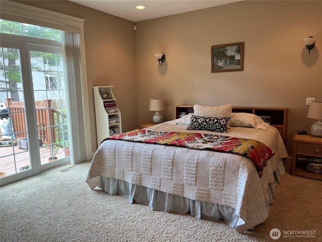 2611 Sea Crest Ave N, Long Beach, WA 98631 - carpeted bedroom featuring access to outside