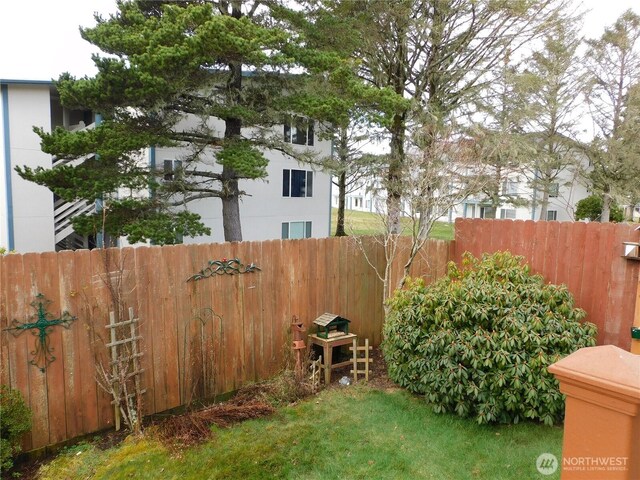 view of yard with fence