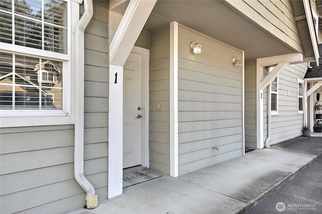 view of property entrance