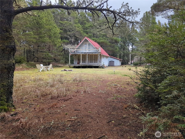 view of yard featuring a deck