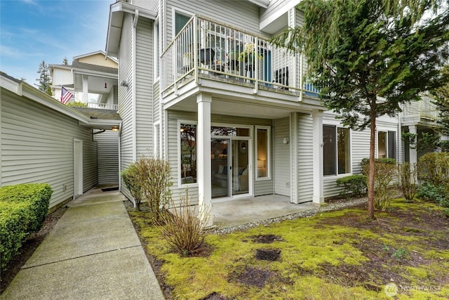 back of house featuring a patio