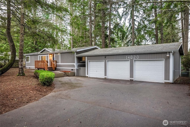 view of front of house featuring a garage