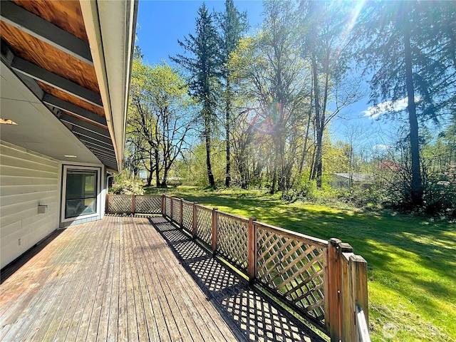 7116 Comanche Ln SW, Olympia, WA 98512 - deck with a lawn