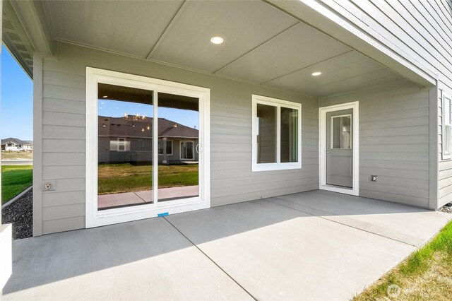 1138 8th Ave NE, Ephrata, WA 98823 - view of patio / terrace