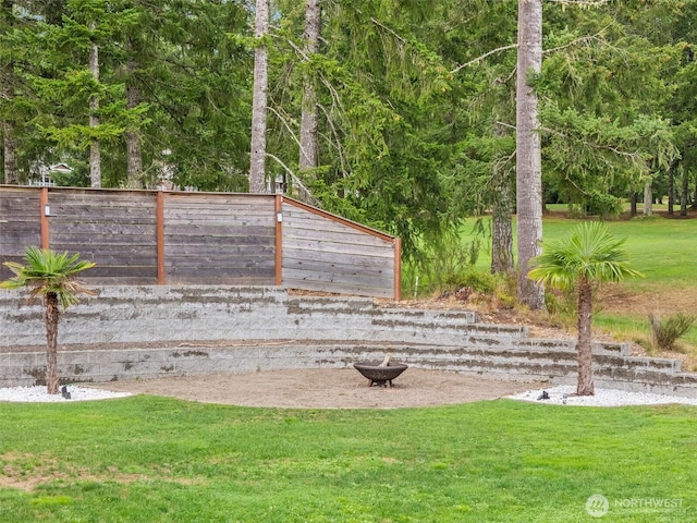 view of yard with fence