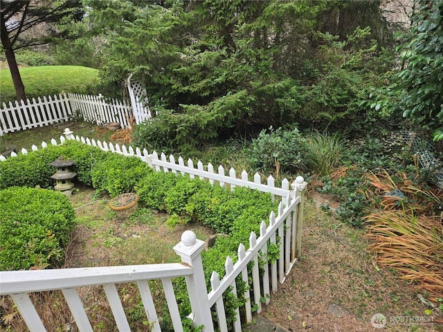34800 J Pl, Ocean Park, WA 98640 - view of yard with fence