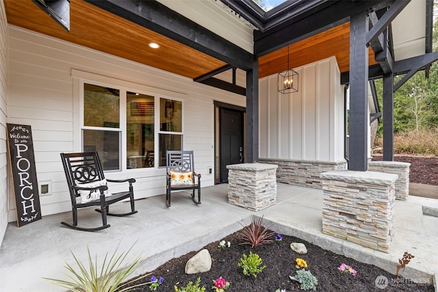 view of patio / terrace with covered porch