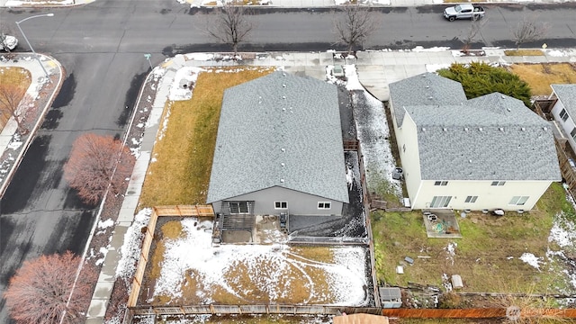 birds eye view of property featuring a residential view