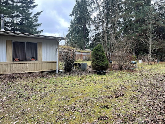 view of yard featuring fence