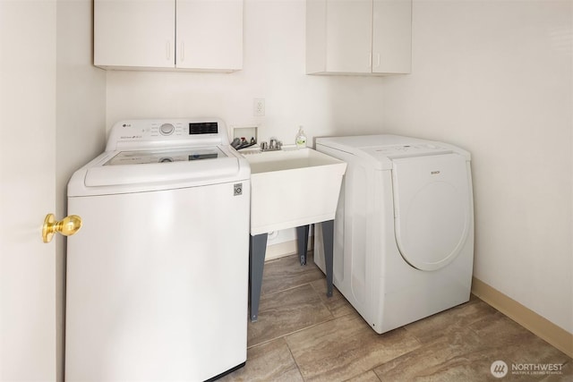 3802 Carpenter St, Mount Vernon, WA 98274 - laundry room with washer and clothes dryer and cabinet space
