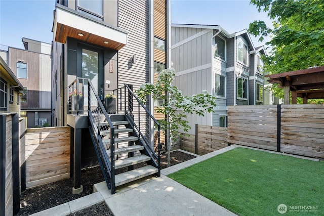 6610 Corson Ave S, Seattle, WA 98108 - entrance to property featuring fence
