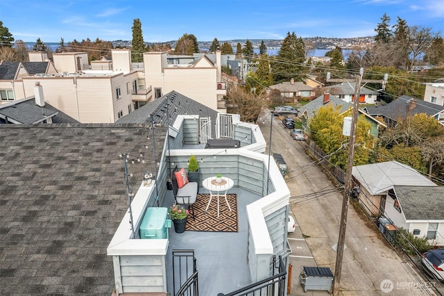 birds eye view of property featuring a residential view