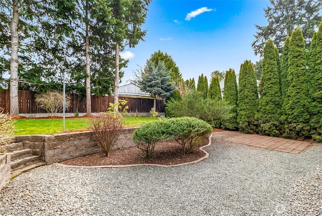 view of yard featuring fence