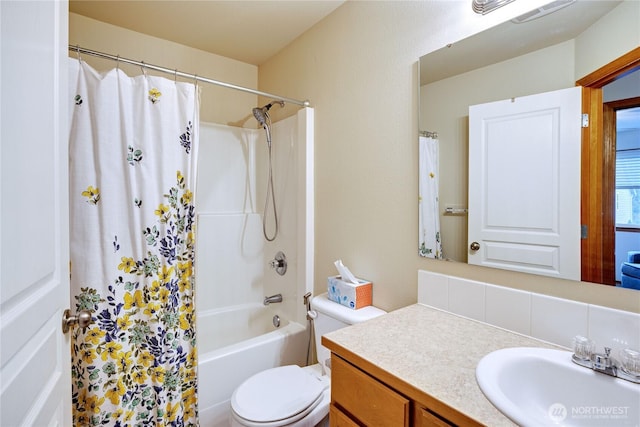 bathroom with toilet, visible vents, vanity, backsplash, and shower / bathtub combination with curtain