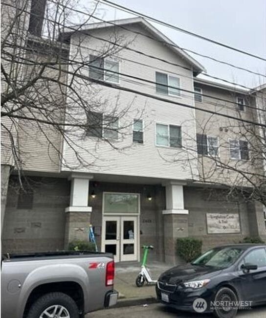 view of townhome / multi-family property