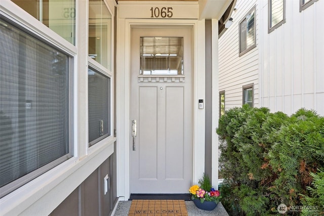 view of entrance to property