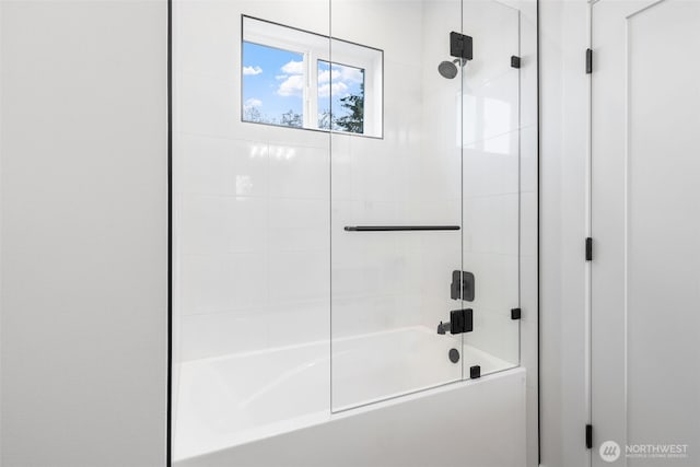 full bath with bath / shower combo with glass door