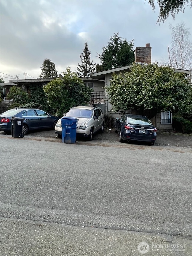 11057 Greenwood Ave N, Seattle, WA 98133 - view of vehicle parking