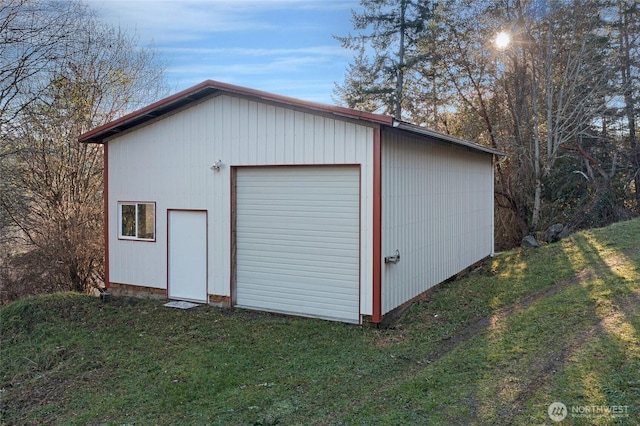 view of outdoor structure featuring an outdoor structure