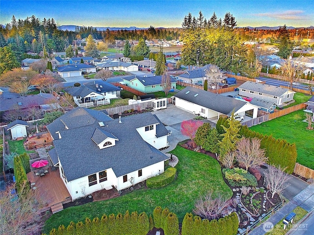 birds eye view of property featuring a residential view