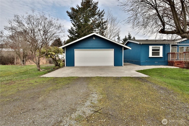 view of detached garage