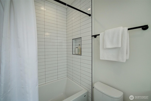 full bath with shower / bathtub combination with curtain and toilet