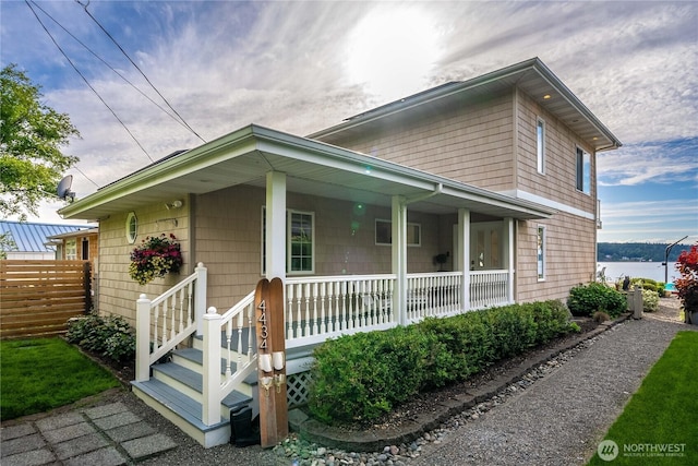 view of front facade with covered porch