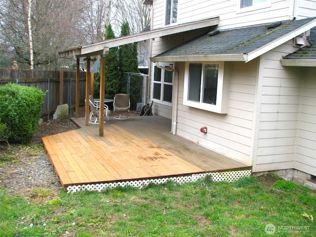 deck with fence