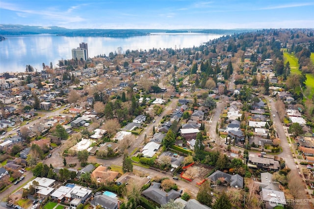 bird's eye view featuring a water view