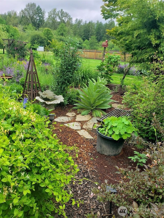 view of yard featuring fence