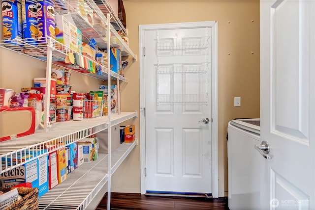 storage area featuring washer / clothes dryer